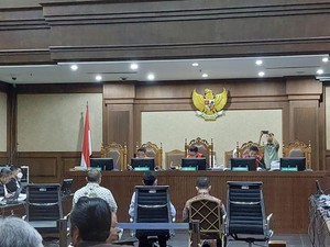 Galumbang Menak Bantah Minta Commitment Fee 10 Persen Terkait Kasus BTS