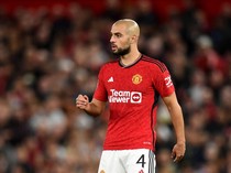 Amrabat yang Tampil Gemilang di Old Trafford