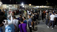 Diberitakan Reuters, kebakaran itu terjadi di acara pernikahan yang digelar di distrik Hamdaniya, Provinsi Nineveh, Irak. Jumlah korban diperkirakan akan terus bertambah. (REUTERS/Khalid Al-Mousily)  