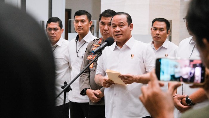 Wakabareskrim Polri selaku Kasatgas Anti Mafia Bola Polri, Irjen Asep Edi Suheri, dalam jumpa pers di Mabes Polri, Jalan Trunojoyo, Jakarta Selatan, Rabu (27/9/2023).