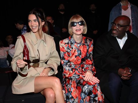 MILAN, ITALY - SEPTEMBER 22: Kendall Jenner, Anna Wintour and Richard Enninful are seen at Gucci Ancora during Milan Fasion week on September 22, 2023 in Milan, Italy. (Photo by Daniele Venturelli/Getty Images for Gucci)