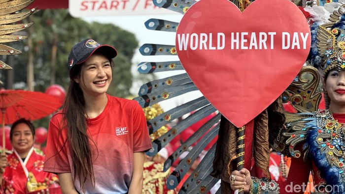 Tak Nyaman Kena Asapnya, Mikha Tambayong Curhat Berani Tegur Perokok!