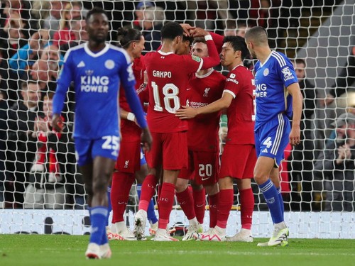 Soccer Football - Carabao Cup - Third Round - Liverpool v Leicester City - Anfield, Liverpool, Britain - September 27, 2023 Liverpools Diogo Jota celebrates scoring their third goal with teammates REUTERS/Chris Radburn NO USE WITH UNAUTHORIZED AUDIO, VIDEO, DATA, FIXTURE LISTS, CLUB/LEAGUE LOGOS OR LIVE SERVICES. ONLINE IN-MATCH USE LIMITED TO 45 IMAGES, NO VIDEO EMULATION. NO USE IN BETTING, GAMES OR SINGLE CLUB/LEAGUE/PLAYER PUBLICATIONS.