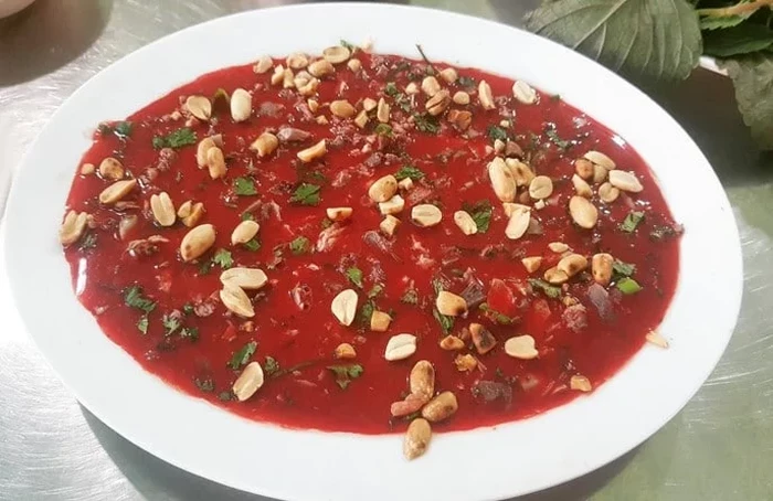7 Makanan di Dunia Ini Menggunakan Campuran Darah Hewan, Berani Coba?
