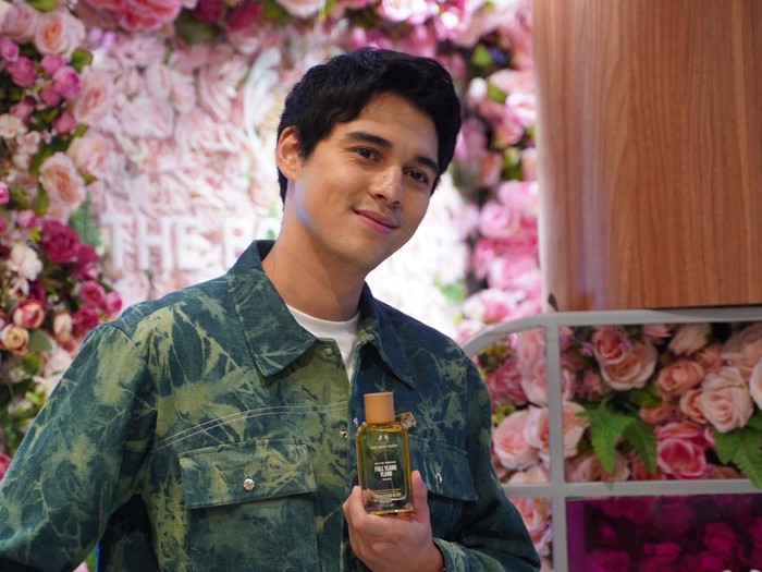 Maxime Bouttier di acara The Body Shop, Kota Kasablanka, Jakarta Timur, Jumat (27/9/2023).