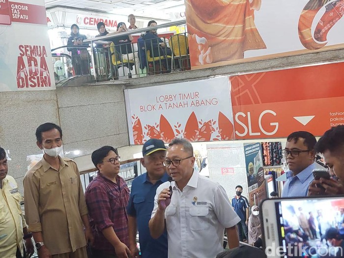 Menteri Perdagangan Zulkifli Hasan kunjungi Tanah Abang
