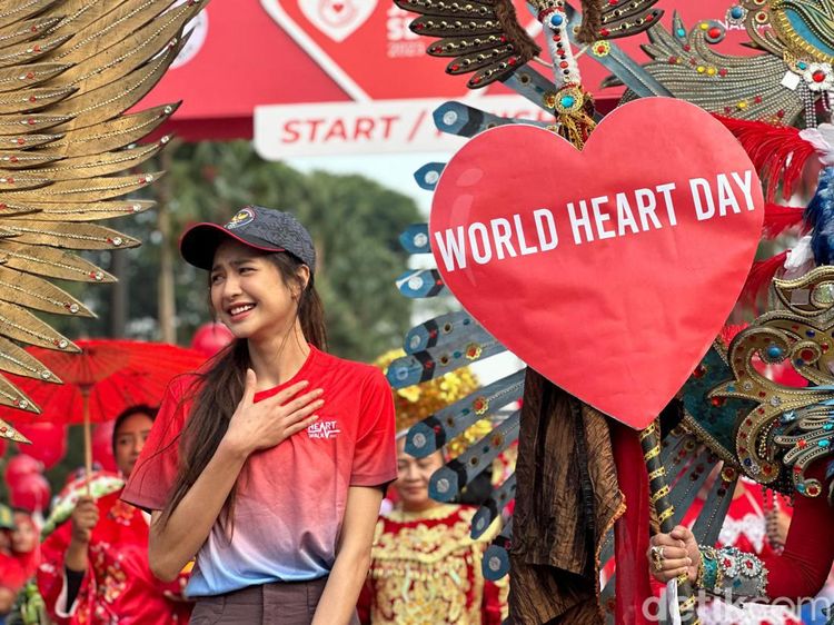 Buka-bukaan Soal Hidup Sehat, Mikha Tambayong Akui yang Satu Ini Paling Berat