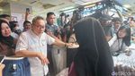 Momen Pedagang Tanah Abang Curhat ke Zulhas Keluhkan TikTok Shop