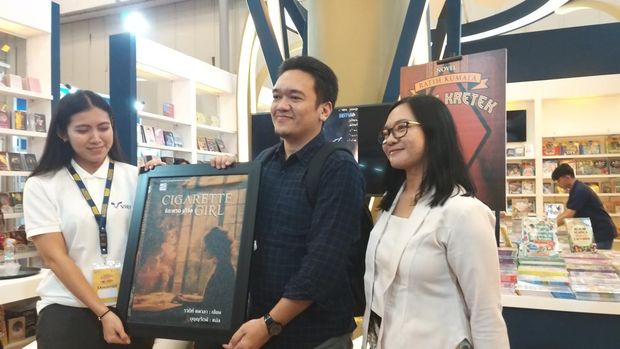 Novel Gadis Kretek Karya Ratih Kumala