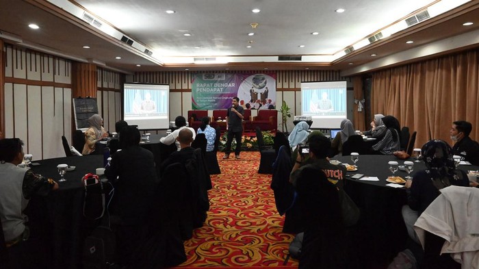 Pelatihan jurnalis dan jurnalis warga yang diadakan oleh SIEJ di salah satu hotel di Bandung, Rabu (27/9/2023).