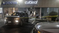 Polisi telah melakukan penangkapan terhadap sejumlah orang terkait aksi penjarahan tersebut. AP/Steven M. Falk 