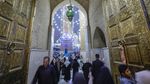Potret Umat Muslim Irak Kumpul di Masjid Peringati Maulid Nabi