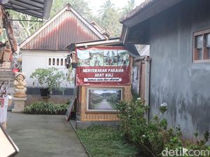 Desa Penglipuran, Berkat Kebersihannya Turis Datang, Warga pun Cuan