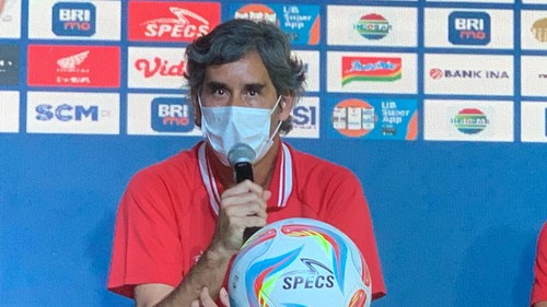 Pelatih Bali United Stefano Teco Cugurra.