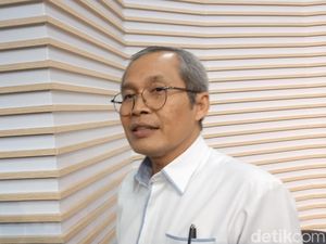 Gugat Pasal 36 UU KPK ke MK, Alex Marwata Singgung Momen Firli Bertemu SYL