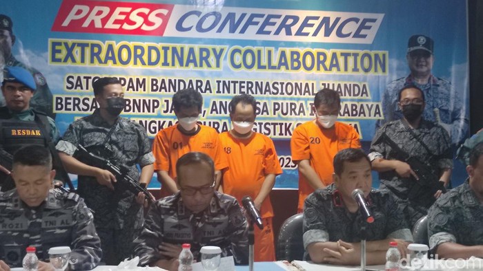 3 kurir sabu di sidoarjo dibekuk