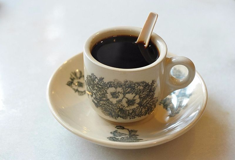 5 Tempat Ngopi Ini Punya Racikan Kopi Jadul 'Kopi O' Enak