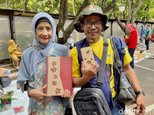 Kisah Asti Daur Ulang Sampah hingga Karyanya Sampai ke Pesohor