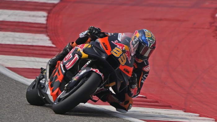 Red Bull KTM Factory Racing rider Brad Binder of South Africa practices  at the Buddh International Circuit in Greater Noida, on the outskirts of New Delhi, India, Friday, Sept. 22, 2023. (AP Photo/Manish Swarup)