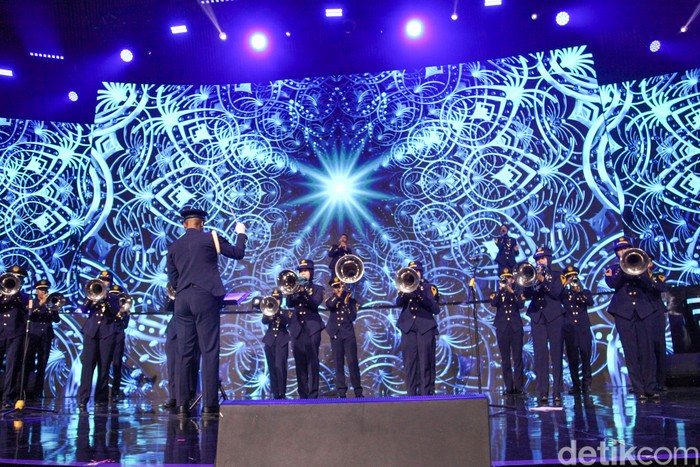 Penampilan Brass Band Gita Suara Pertiwi di Hub Space X KAI Expo 2023, Jumat (29/9/2023), di Plenary Hall, JCC.