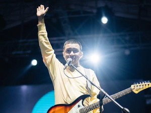 Cabut Usai 14 Tahun Bersama, Ezra: Hivi! Selalu di Hati Saya