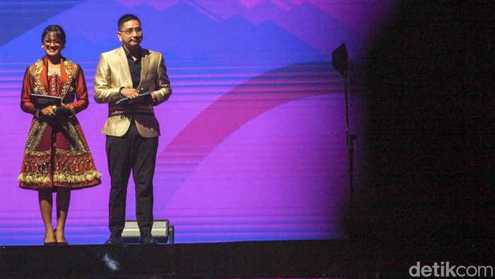 Hub Space X KAI Expo 2023 sedang berlangsung di Jakarta Convention Center (JCC), Jakarta, Jumat (29/9). Nirina Zubir menjadi MC dalam acara tersebut.