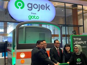 GoRide Transit Meluncur, Pesan Ojol dan Tiket KRL Cukup Sekali Transaksi