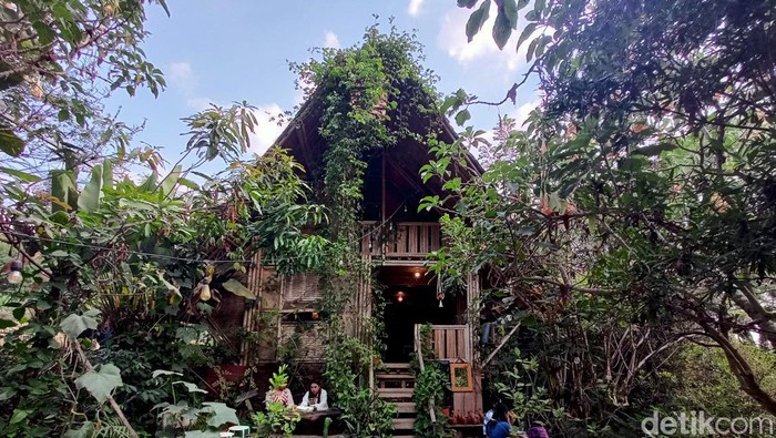 Hidden Farm Cafe di Dago Atas.