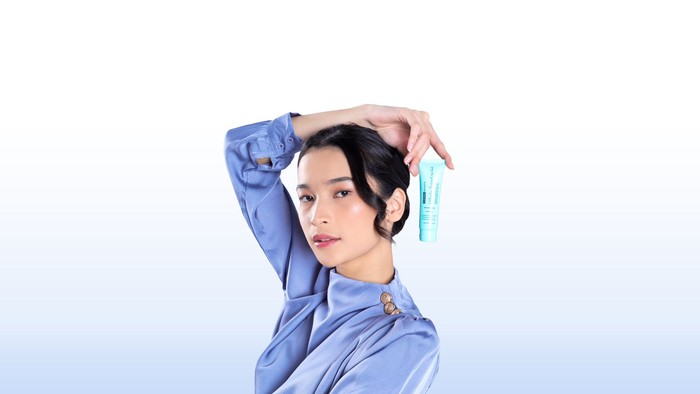 Beragam produk kecantikan terus lahir, tumbuh dan berkembang mengikuti perkembangan zaman serta kebutuhan. Seperti ini salah satunya.