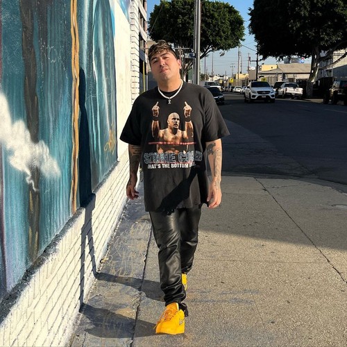 Isaiah Garza, desainer, konten kreator, dan dermawan asal Amerika Serikat. (Instagram Isaiah Garza)