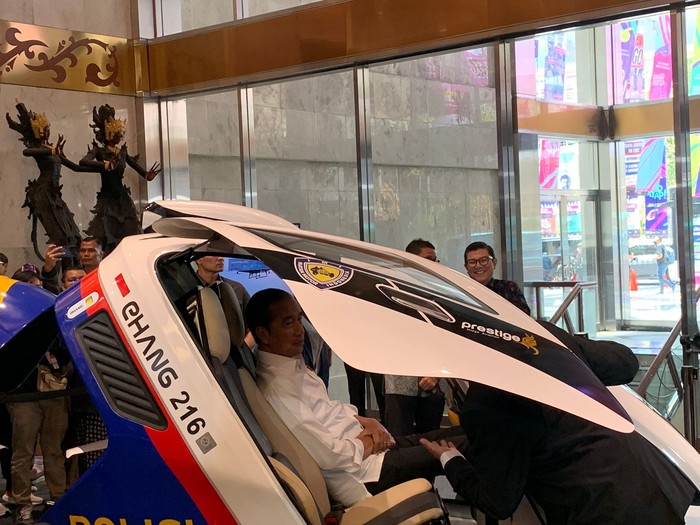 Jokowi di Hub Space 2023
