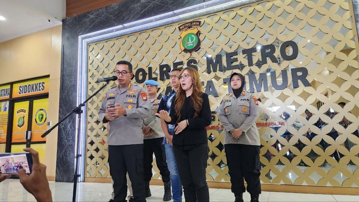 Kapolres Metro Jakarta Timur Kombes Leonardus Simarmata (Adrial/detikcom)