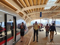 Tiket Kereta Cepat Rp 300 Ribu, Cek Cara Pesan hingga Jadwalnya