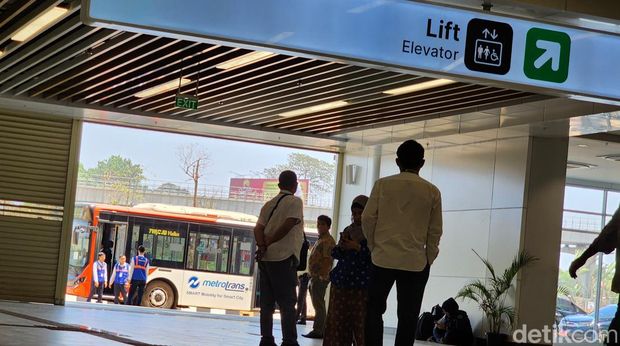 Kereta Cepat Jakarta Bandung