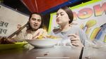Keseruan Yogi Ilham Saat Makan Bareng Kembaran hingga Nathalie Holscher