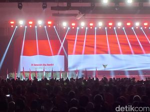 Lagu Indonesia Raya 3 Stanza Dinyanyikan di Rakernas PDIP