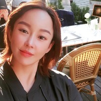 Lee Su Ryeon menjadi bagian dari paspampres Korea selama 10 tahun sebelum akhirnya terjun ke dunia hiburan pada 2013 karena ingin mencoba sesuatu yang baru. Foto: Instagram @suryeon_lee