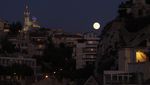 Lihat Lagi Indahnya Fenomena Supermoon di Eropa