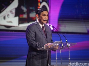 Luhut Tegaskan Penyelidikan Dumping Bukan Bidik Produk China