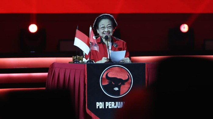 Megawati Soekarnoputri berpidato di Rakernas ke-4 PDIP 2023.