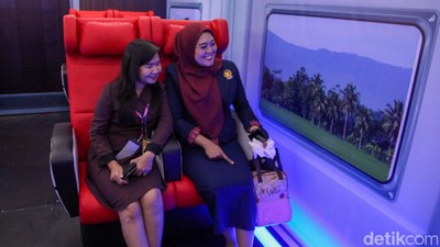 Menjajal Kereta Cepat Whoosh di Hub Space X KAI Expo 2023
