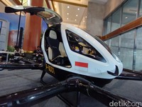 Mobil Terbang EHang 216 AAV di Hub Space x KAI Expo 2023