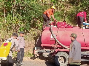 Kebakaran Hutan Pinus di Jeneponto Hanguskan 15 Hektare Lahan