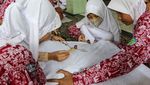 Potret Keseruan Siswa SD Belajar Membatik