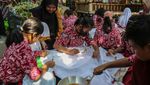 Potret Keseruan Siswa SD Belajar Membatik