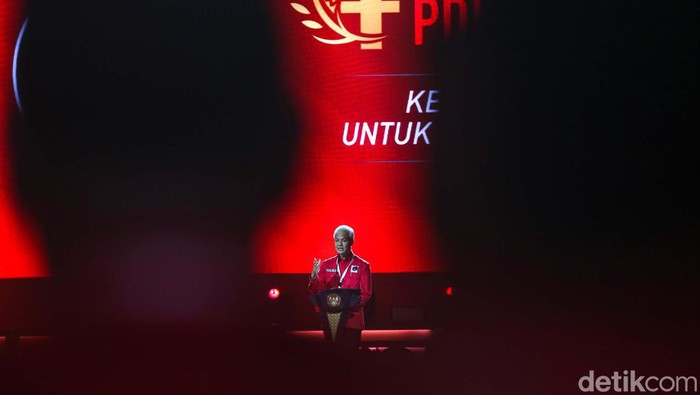 PDIP menggelar Rapat Kerja Nasional (Rakernas) IV di JIExpo Kemayoran, Jakarta Pusat, Jumat (29/9/2023). Ketum Megawati hingga bacapres Ganjar Pranowo sampaikan pidato.