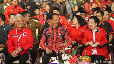 Momen Megawati-Jokowi-Ganjar Pidato di Rakernas IV PDIP
