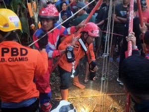 Di Tengah Kebun Kopi Ciamis, Ada Suara Orang Meminta Tolong