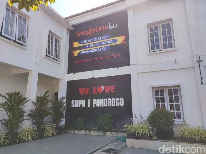 SMPN 1 Ponorogo