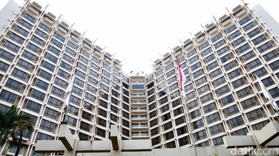 Suasana Hotel Sultan di Tengah Kabar Pengosongan